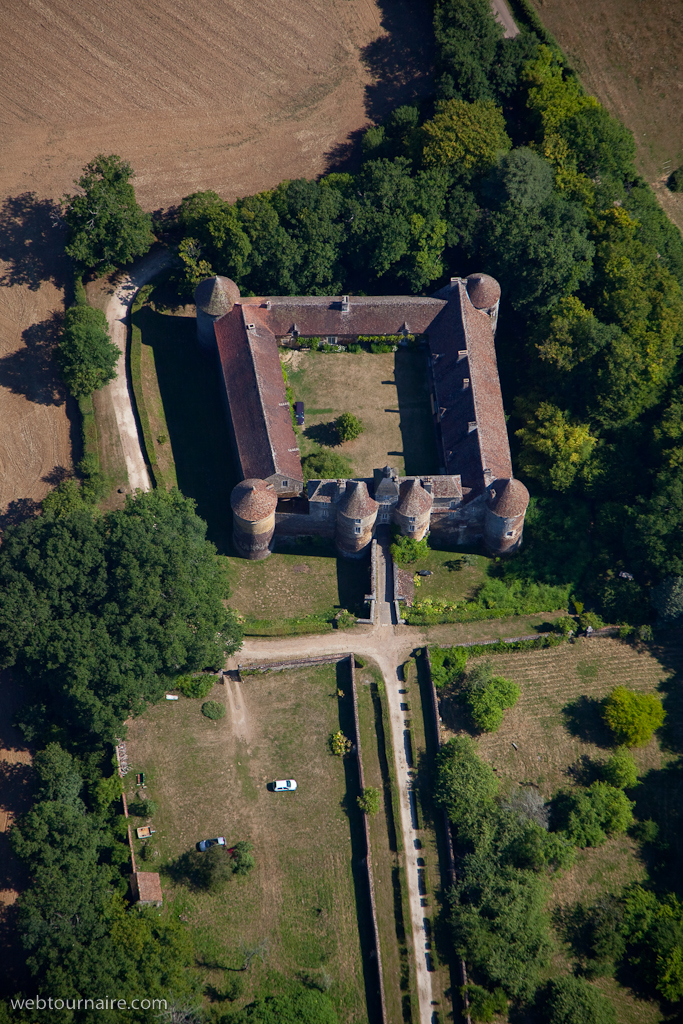 Treigny - Yonne -89