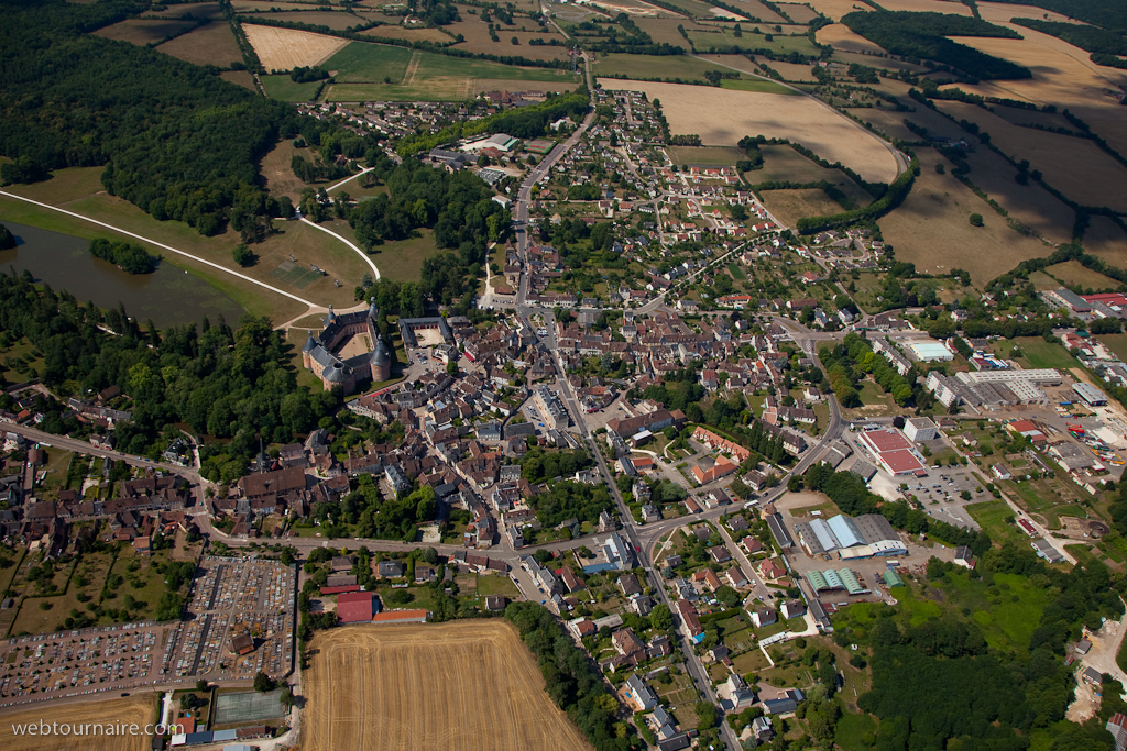 St Fargeau - Yonne - 89
