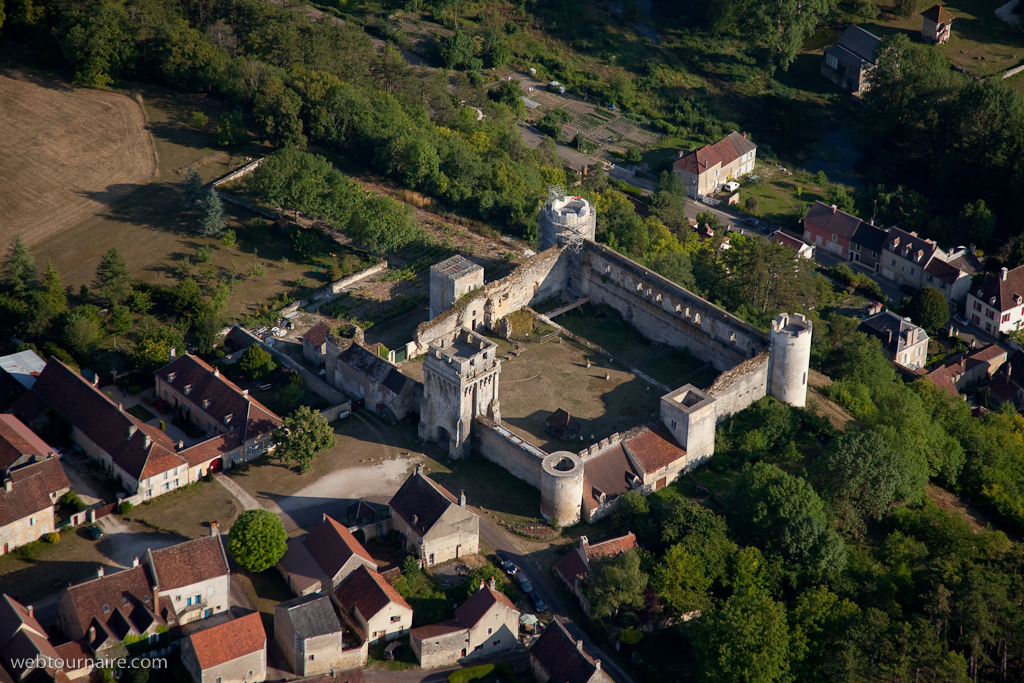 Druyes-les-Belles-Fontaines - Yonne - 89