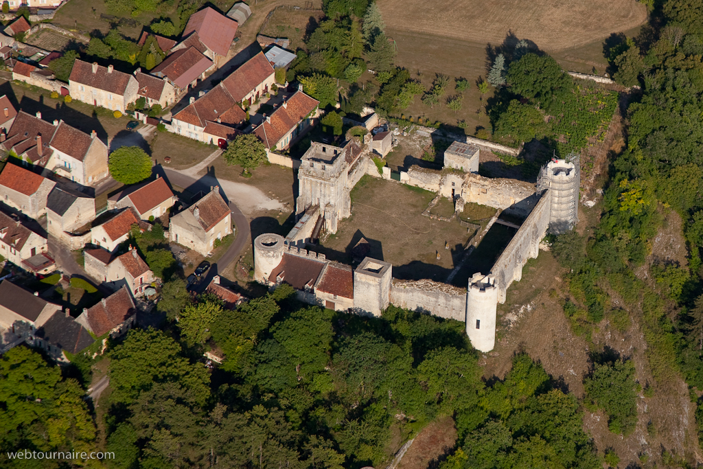 Druyes-les-Belles-Fontaines - Yonne - 89