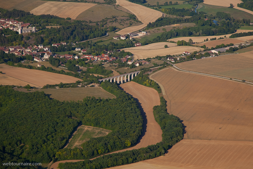 Druyes-les-Belles-Fontaines - Yonne - 89