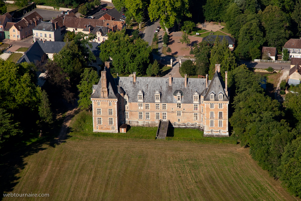St Amand en Puisaye - Nièvre - 58