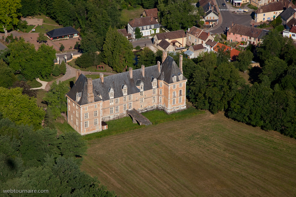 St Amand en Puisaye - Nièvre - 58