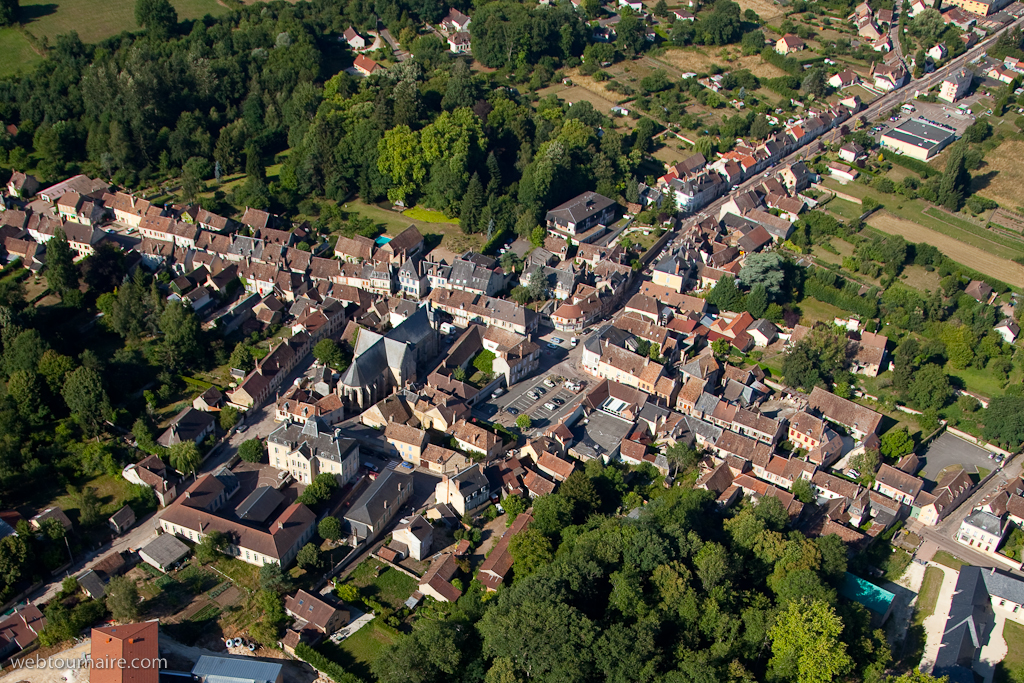 St Amand en Puisaye - Nièvre - 58