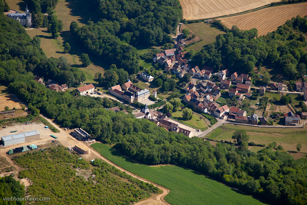 Domecy-sur-le-Vault - Yonne - 89