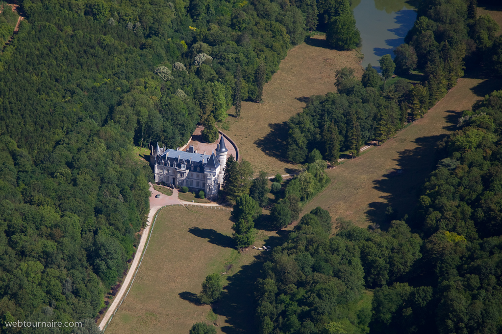 Domecy-sur-le-Vault - Yonne - 89