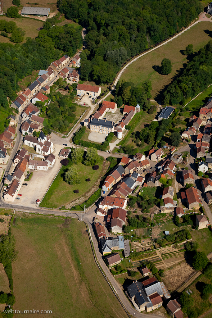 Domecy-sur-le-Vault - Yonne - 89