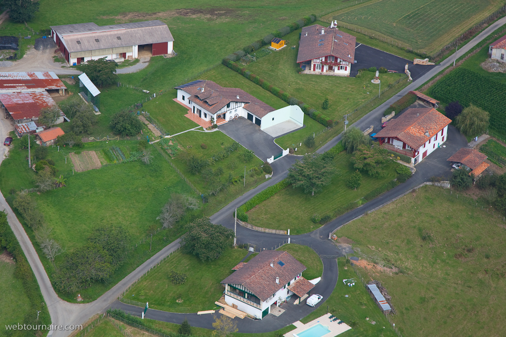 Ainhoa - Pyrénées atlantiques - 64