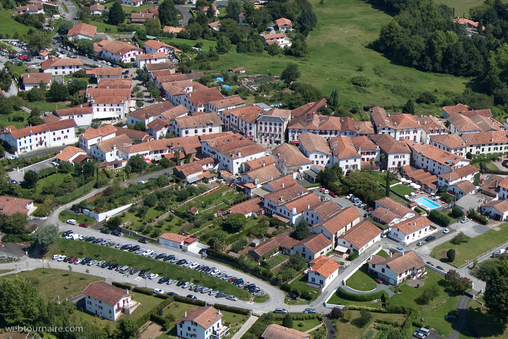 Espelette/Espeleta - Pyrénées atlantiques - 64