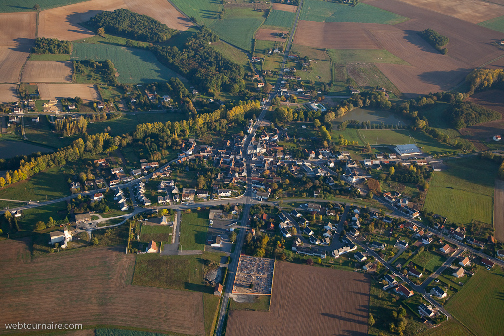 Nouans-les-fontaines - Inde et Loire - 37