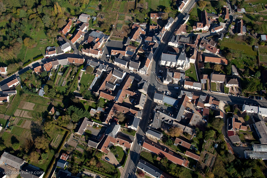 Nouans-les-fontaines - Inde et Loire - 37