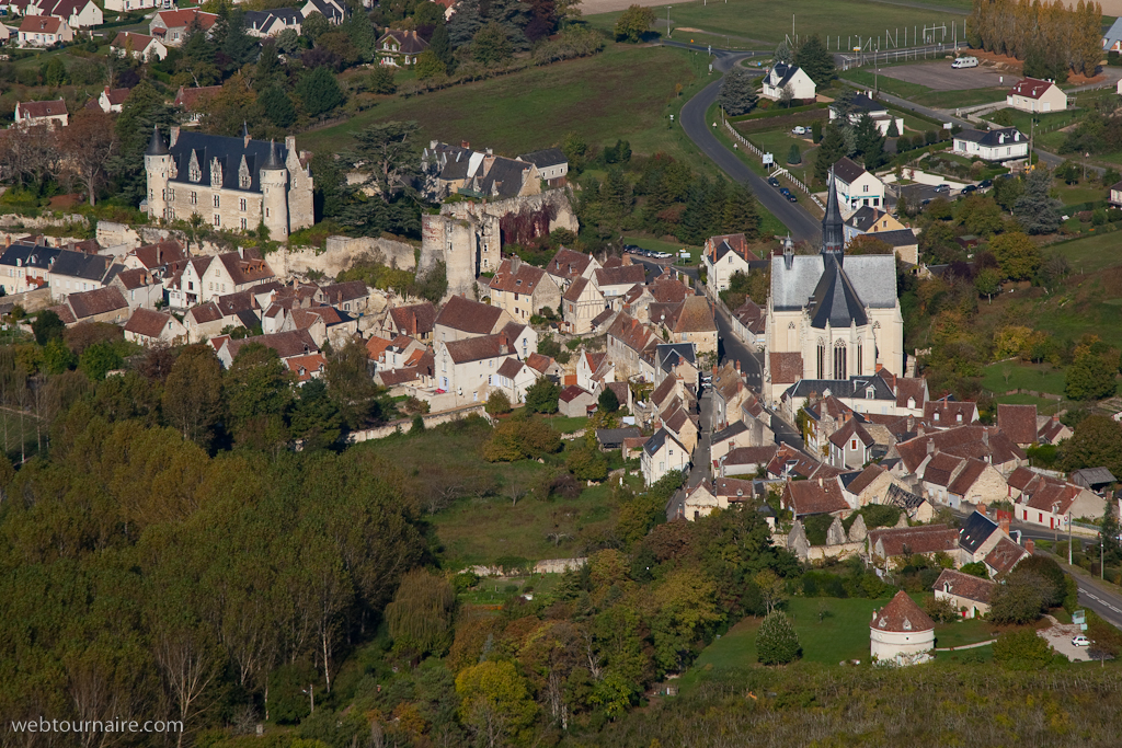 Montrésor - Indre et Loire - 37