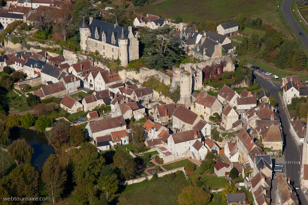 Montrésor - Indre et Loire - 37