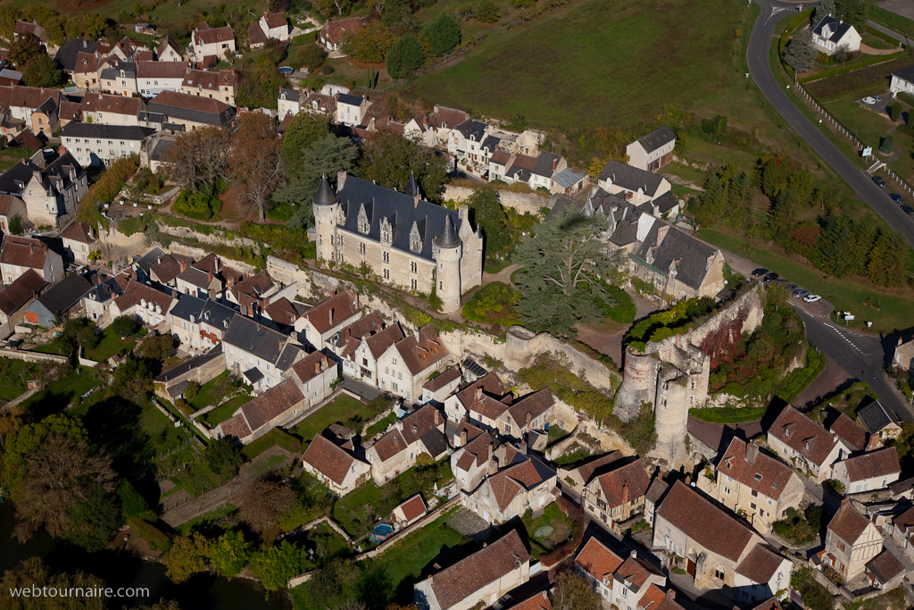 Montrésor - Indre et Loire - 37