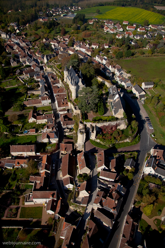 Montrésor - Indre et Loire - 37