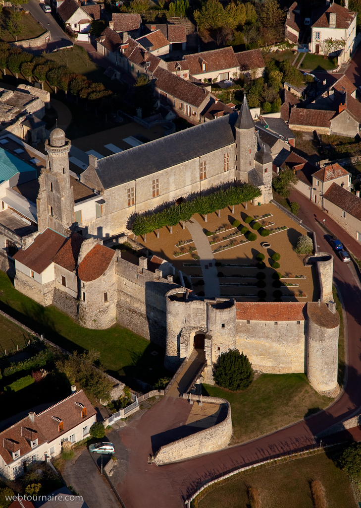 Le Grand Pressigny - Indre et Loire - 37