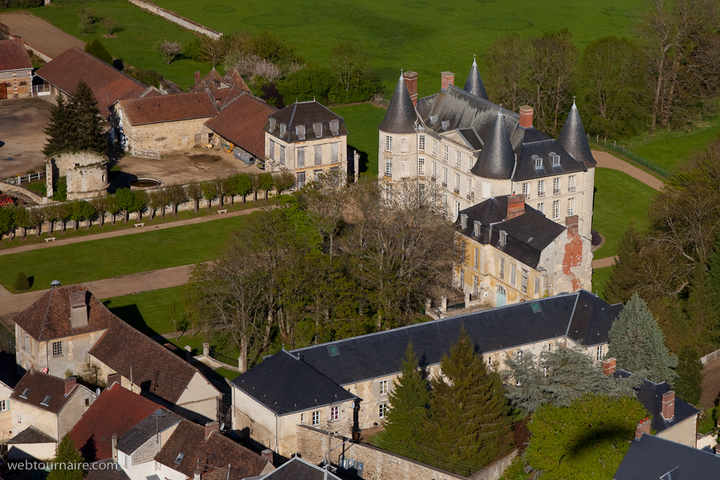 Hénonville - Oise - 60