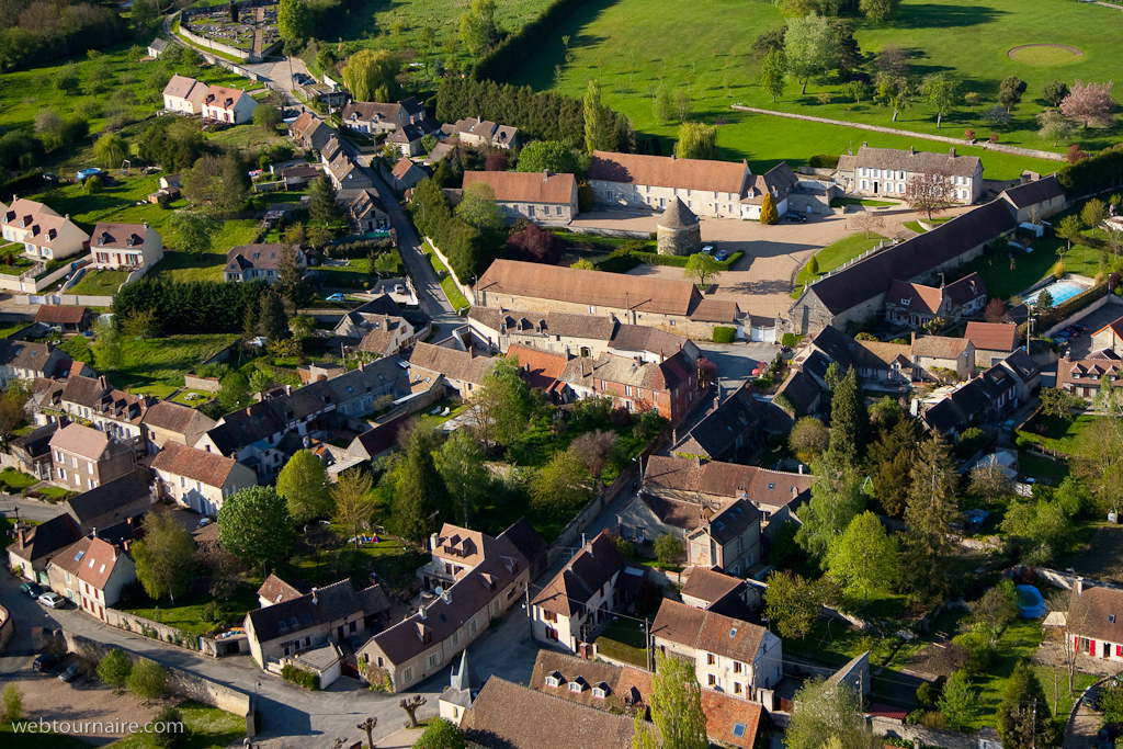 Chambors - Oise - 60