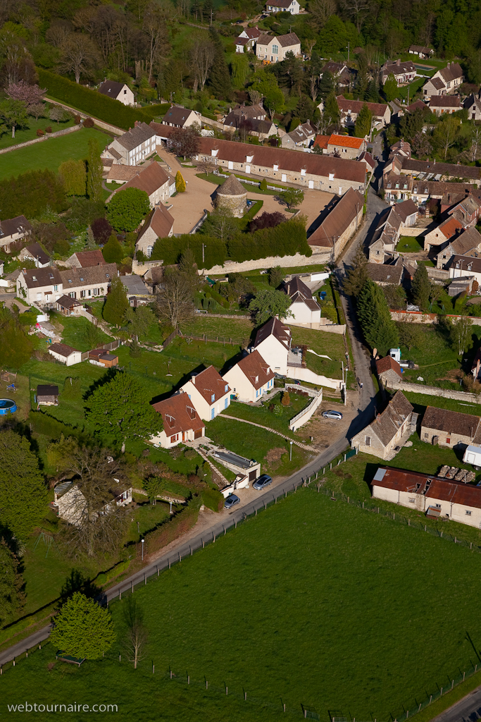 Chambors - Oise - 60