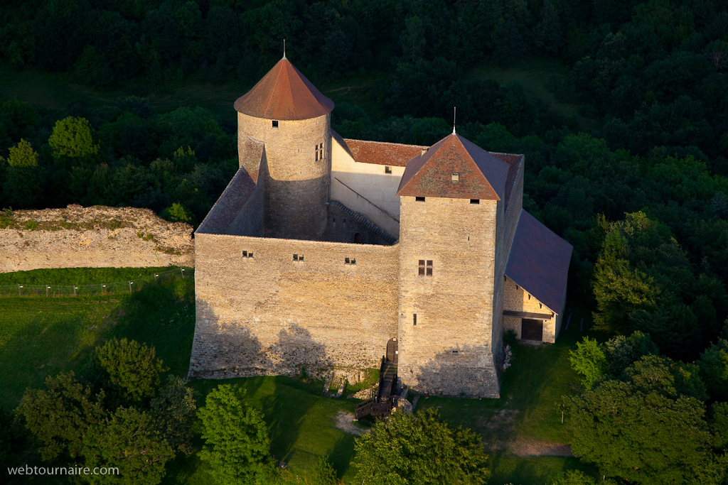 Ambérieu-en-Bugey - Ain - 01