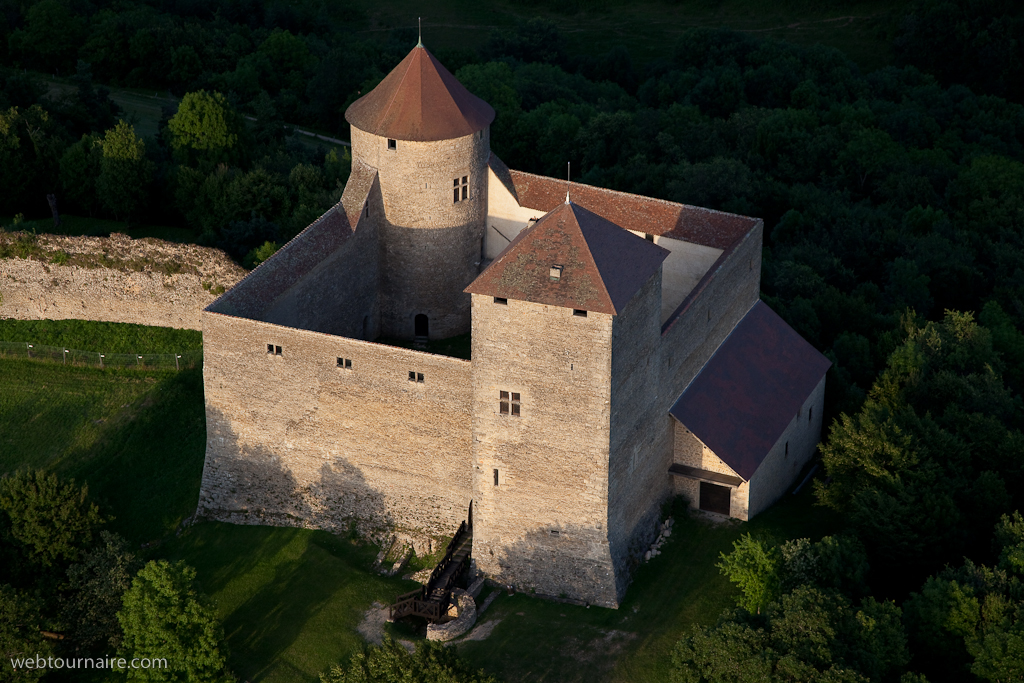 Ambérieu-en-Bugey - Ain - 01