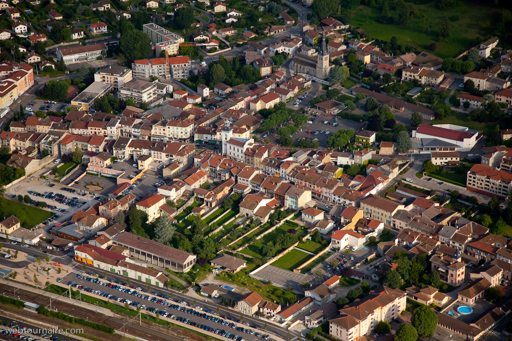 Meximieux - Ain - 01
