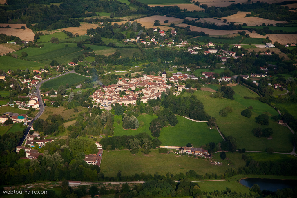 Meximieux - Ain - 01