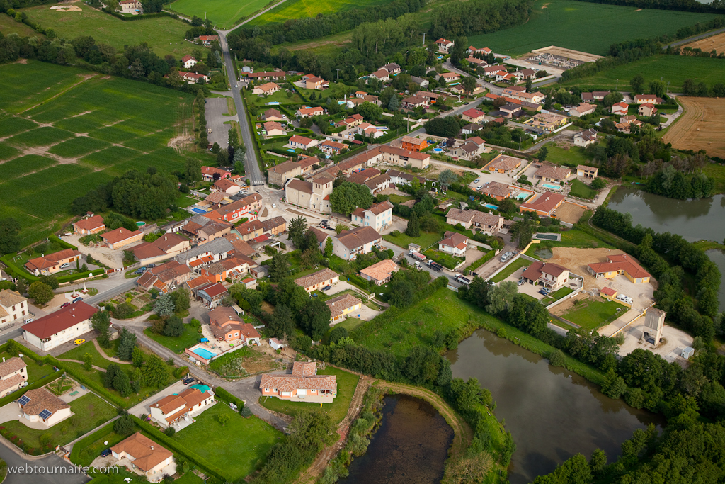Le Plantay - Ain - 01