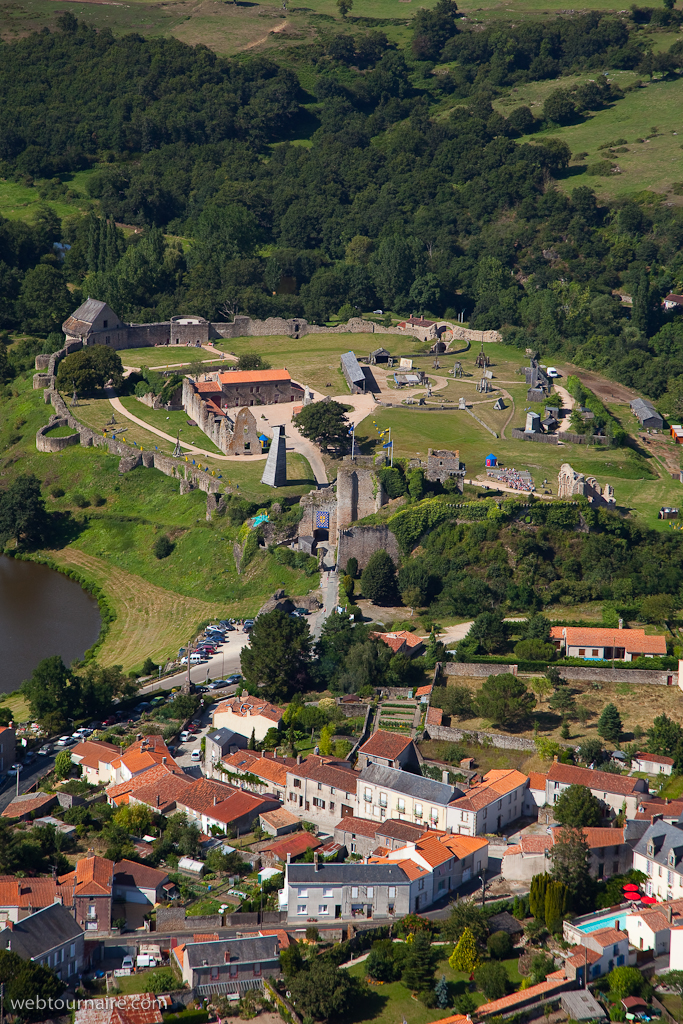 Tiffauges - Vendée - 85