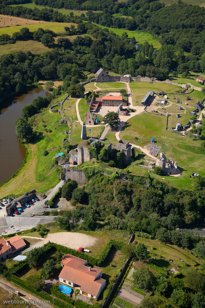 Tiffauges - Vendée - 85
