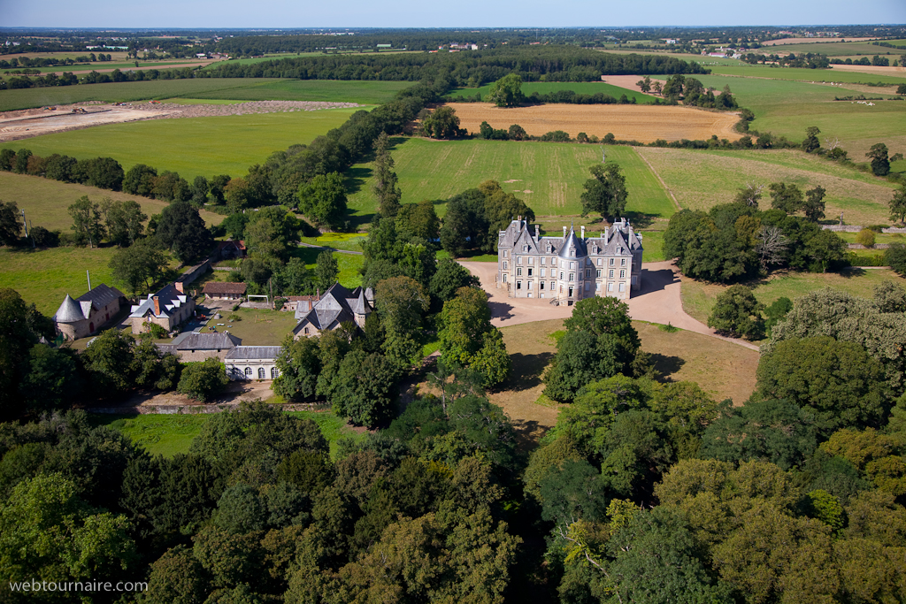 Tiffauges - Vendée - 85