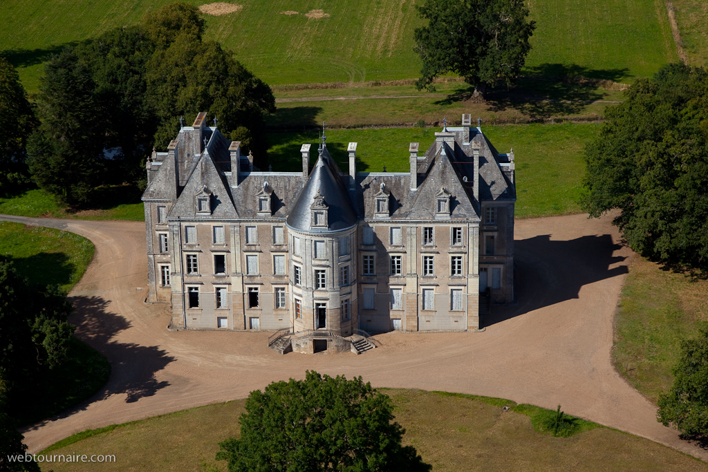 Tiffauges - Vendée - 85