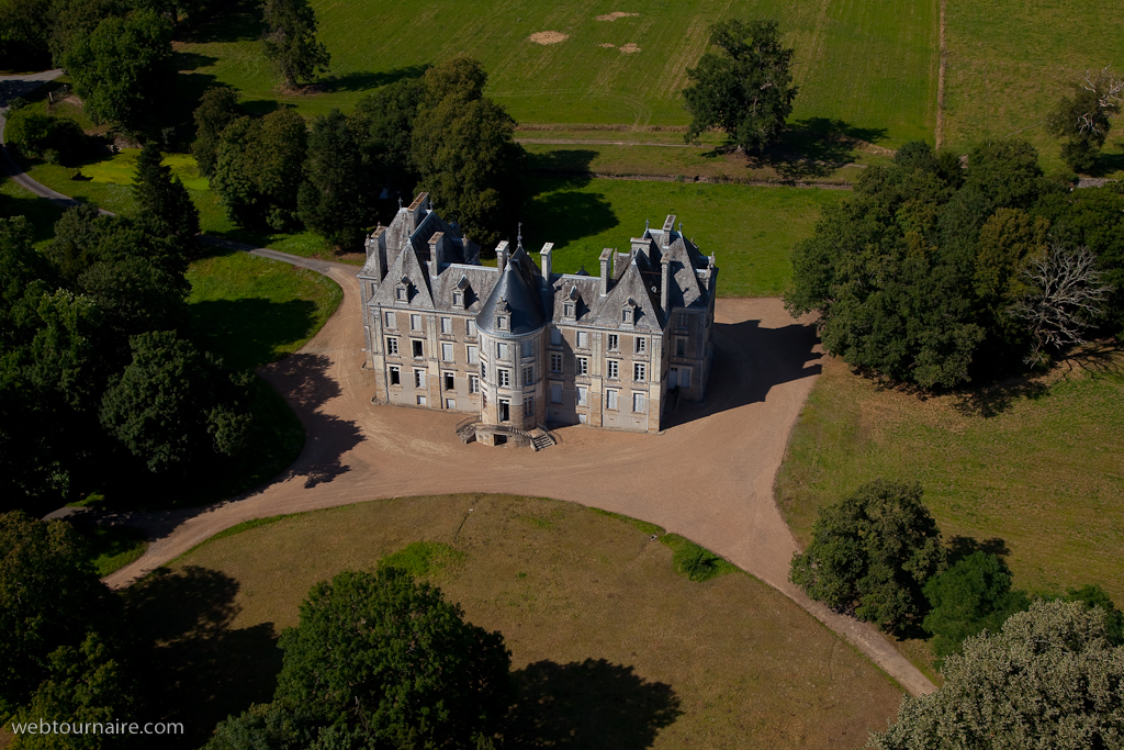 Tiffauges - Vendée - 85