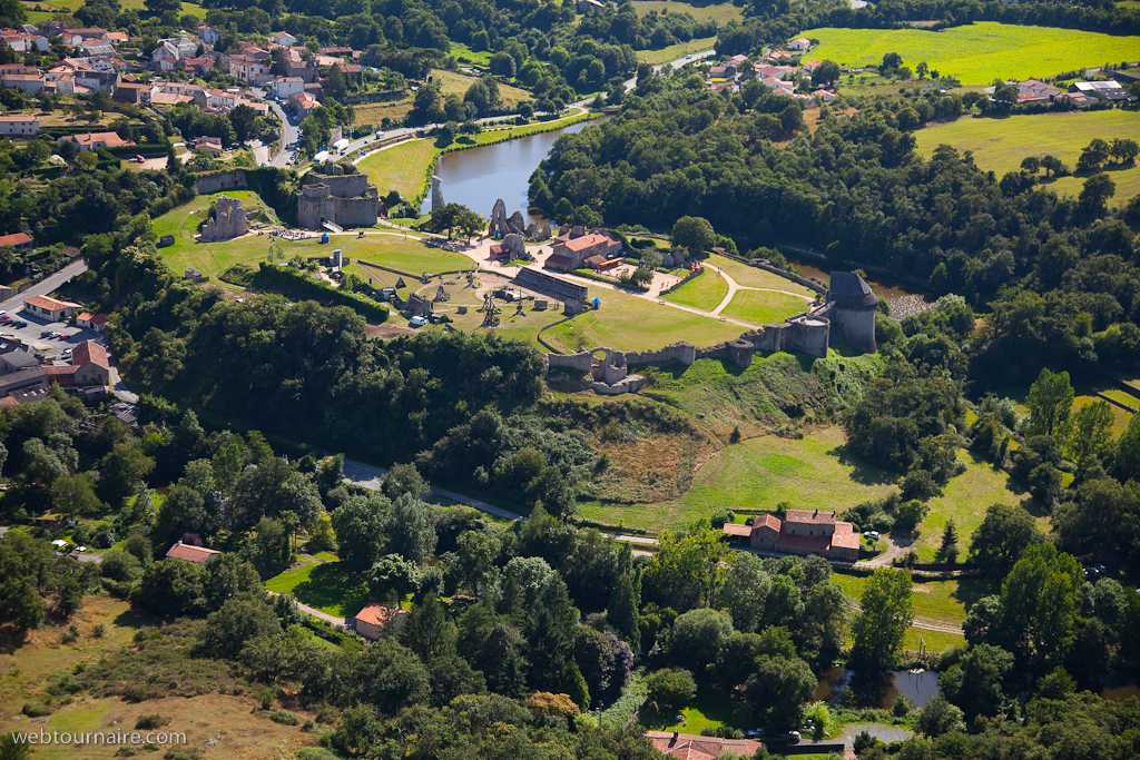 Tiffauges - Vendée - 85