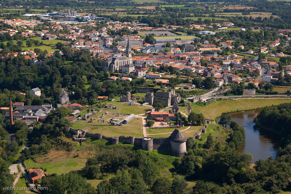 Tiffauges - Vendée - 85