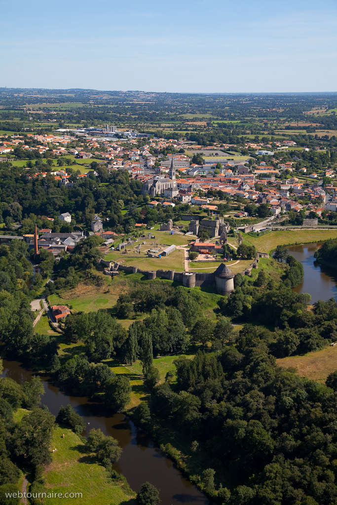 Tiffauges - Vendée - 85
