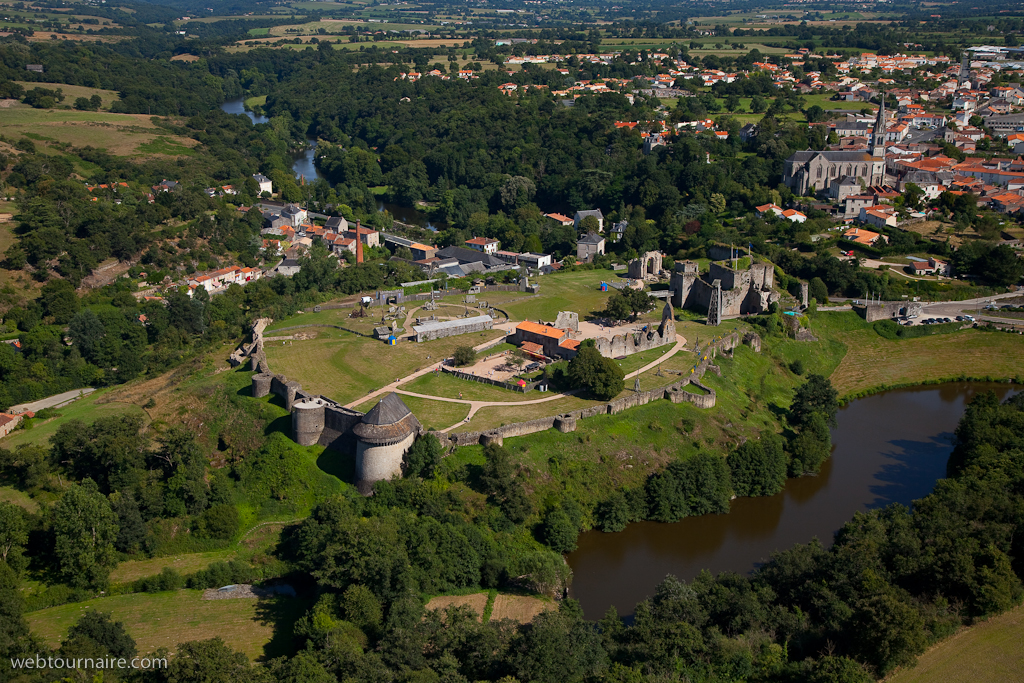 Tiffauges - Vendée - 85