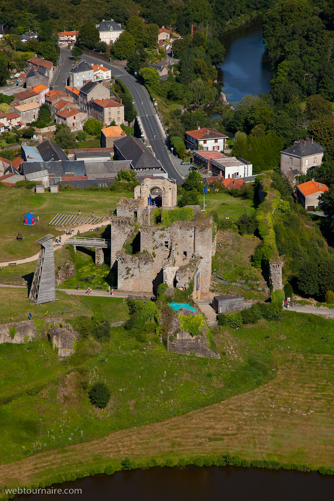 Tiffauges - Vendée - 85