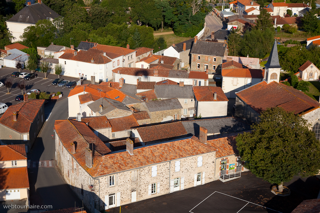 Rochetrejoux - Vendée - 95