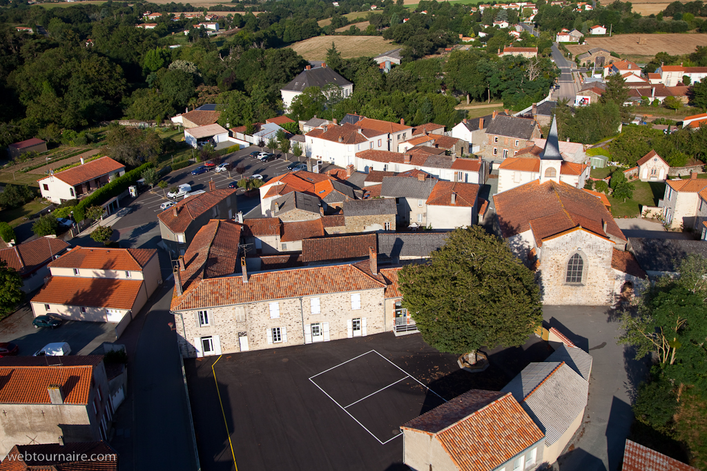 Rochetrejoux - Vendée - 95