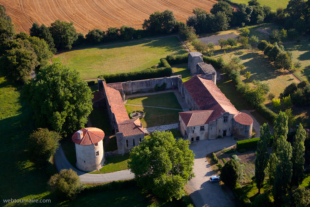 L'abbaye de la Grainetière - Vendée - 95