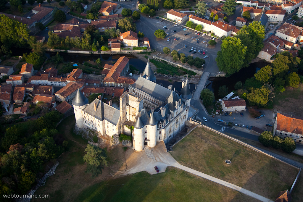La Rochefoucauld - Charente - 16