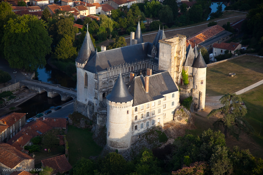 La Rochefoucauld - Charente - 16