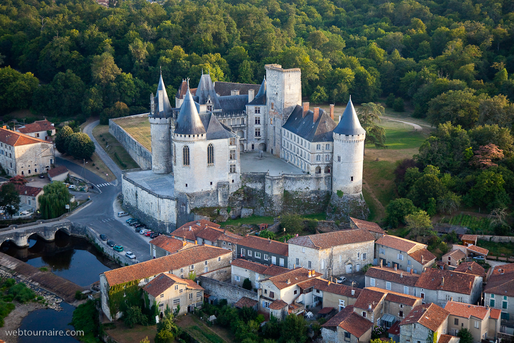 La Rochefoucauld - Charente - 16