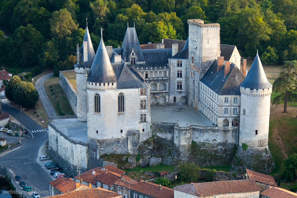 La Rochefoucauld - Charente - 16