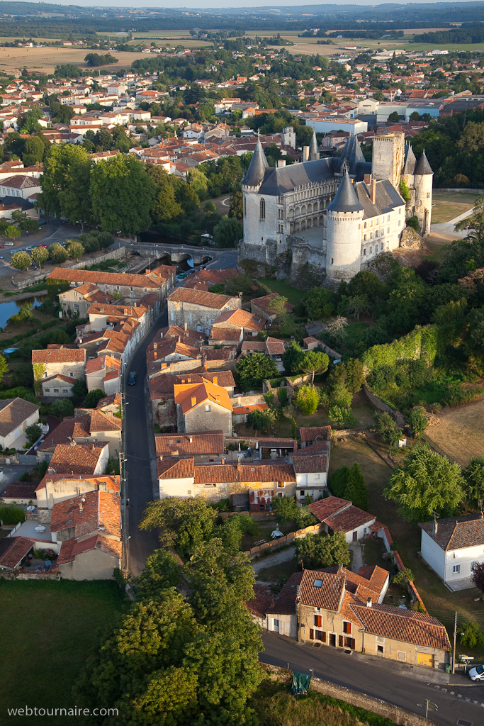La Rochefoucauld - Charente - 16