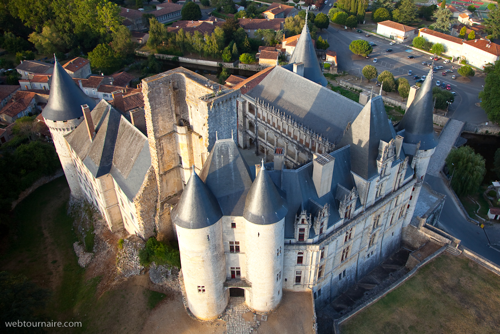 La Rochefoucauld - Charente - 16