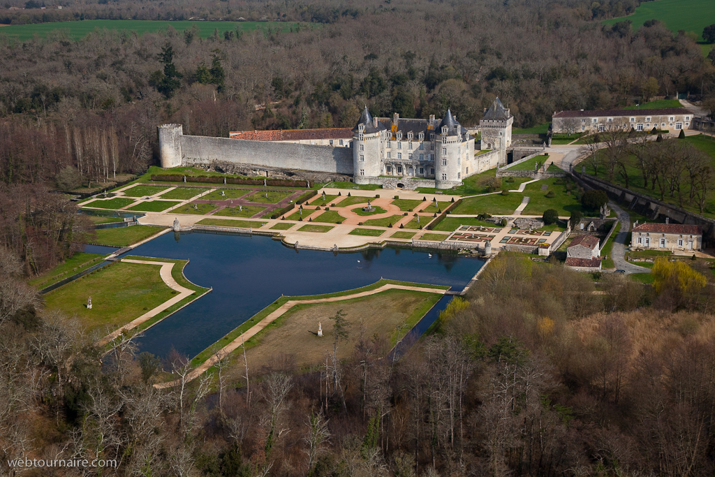Saint Porchaire - Charente - maritime - 17