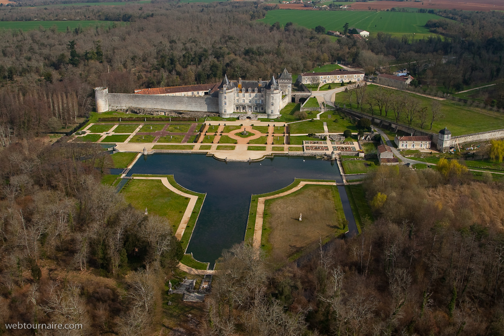 Saint Porchaire - Charente - maritime - 17
