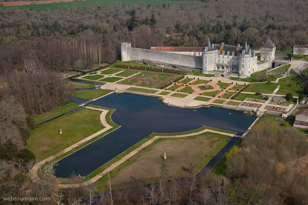 Saint Porchaire - Charente - maritime - 17